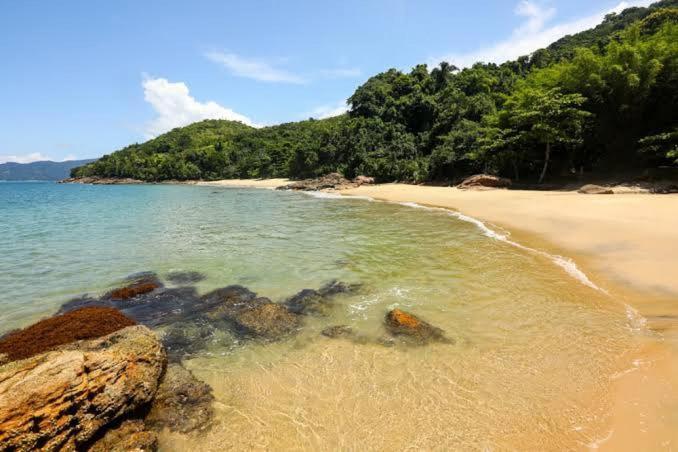 Casa De 600 Metros Da E 1km Do Centro Da Holiday home Ubatuba