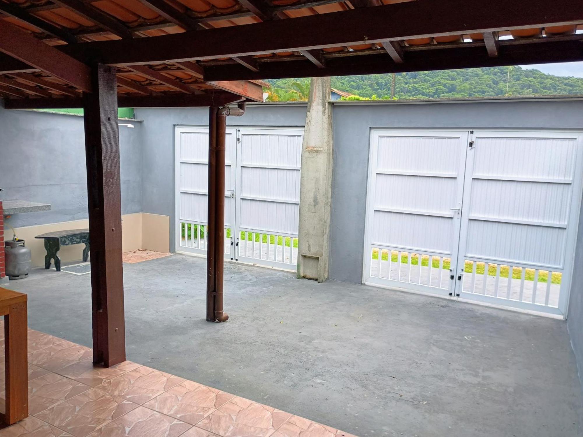 Holiday home Casa De 600 Metros Da E 1km Do Centro Da Ubatuba