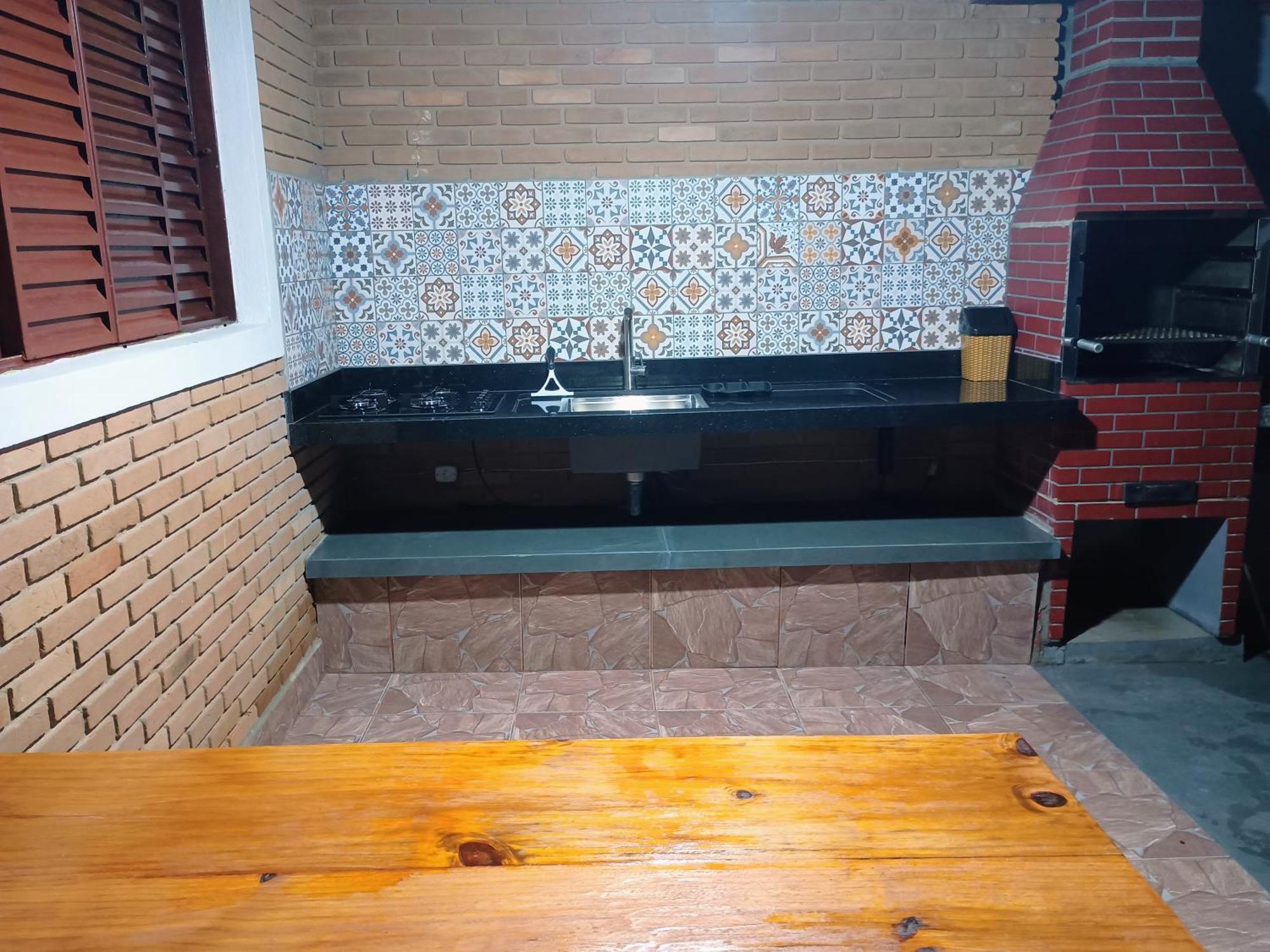Casa De 600 Metros Da E 1km Do Centro Da Holiday home Ubatuba